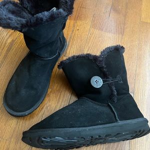 Ugg Boots black